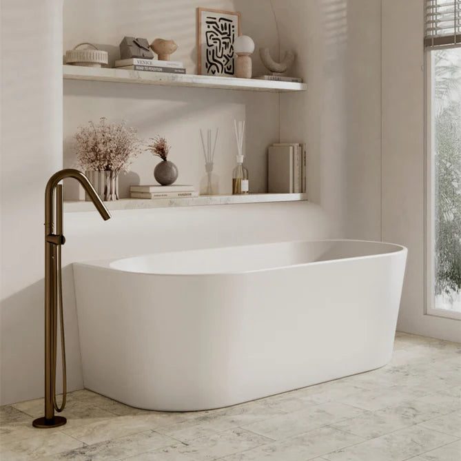 Cassa Design Auris Round Back to Wall 1700mm Bathtub in Matte Finish